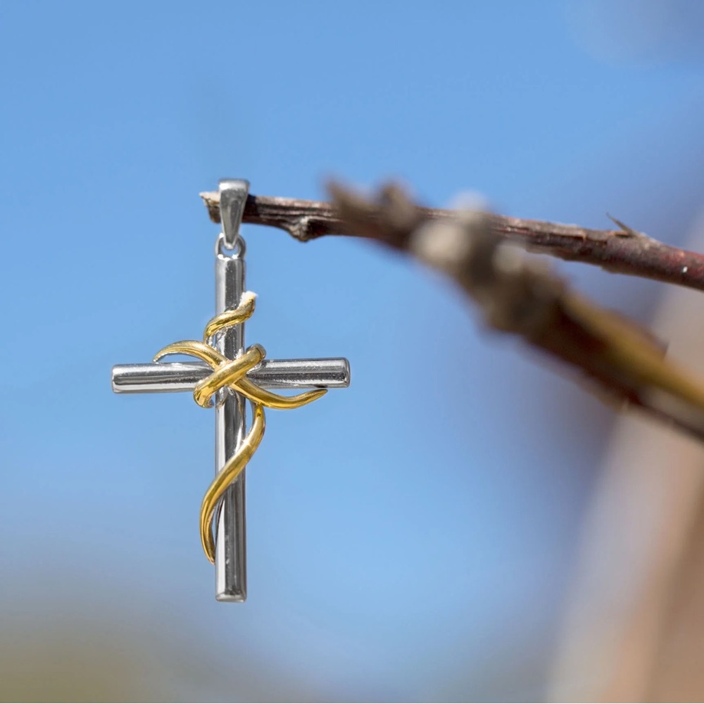 NWT Rhodium & 14K Gold Plated Cross Pendant Necklace - 925 Sterling Silver